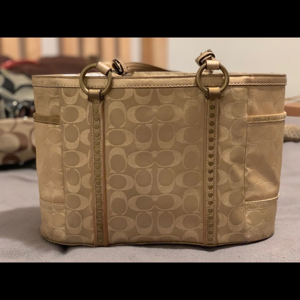 Authentic coach purse
